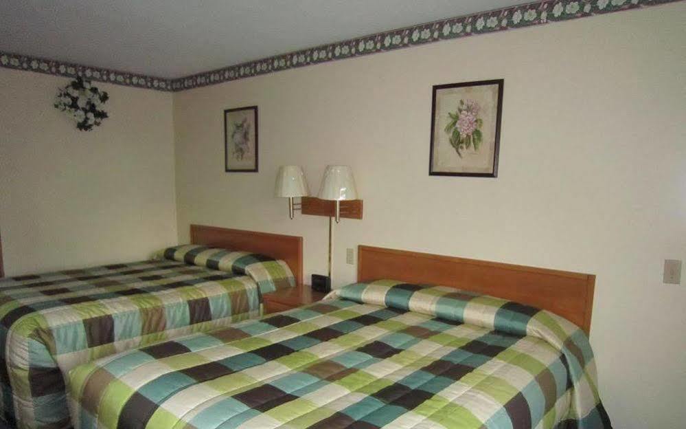 Cassville Budget Inn Exteriör bild